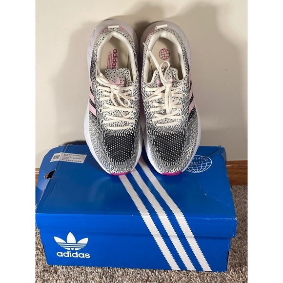 Adidas Swift Run 22 Women Shoes Black White Pink Knit Comfort Athletic Sneaker - Picture 3 of 13